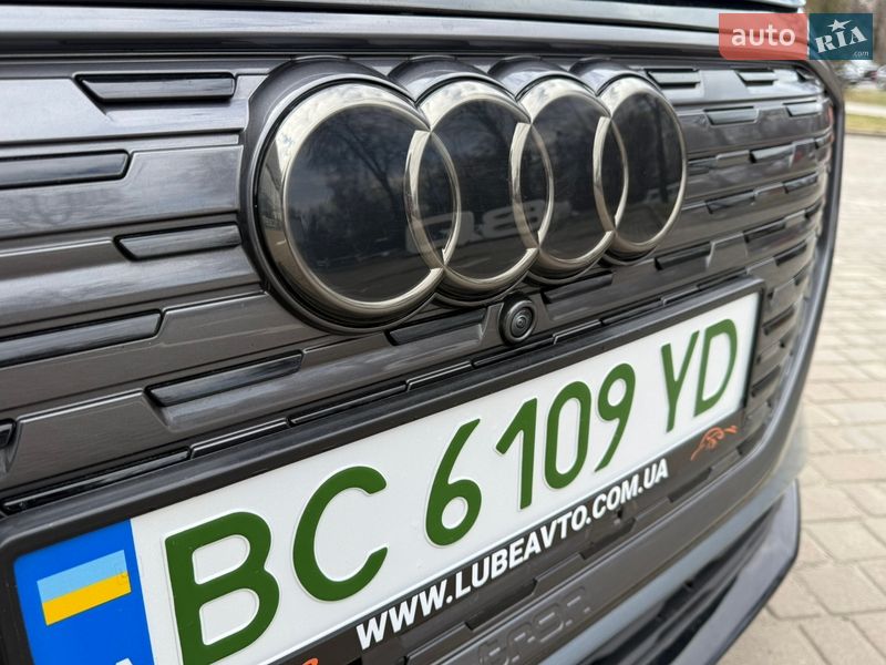 Внедорожник / Кроссовер Audi Q4 e-tron 2022 в Львове