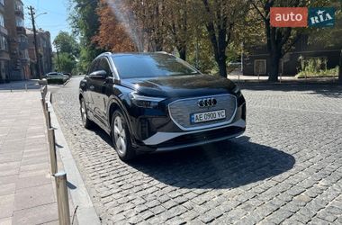 Внедорожник / Кроссовер Audi Q4 e-tron 2022 в Днепре