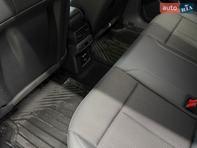 Внедорожник / Кроссовер Audi Q4 e-tron 2024 в Хмельницком фото 18 Внедорожник / Кроссовер Audi Q4 e-tron 2024 в Хмельницком