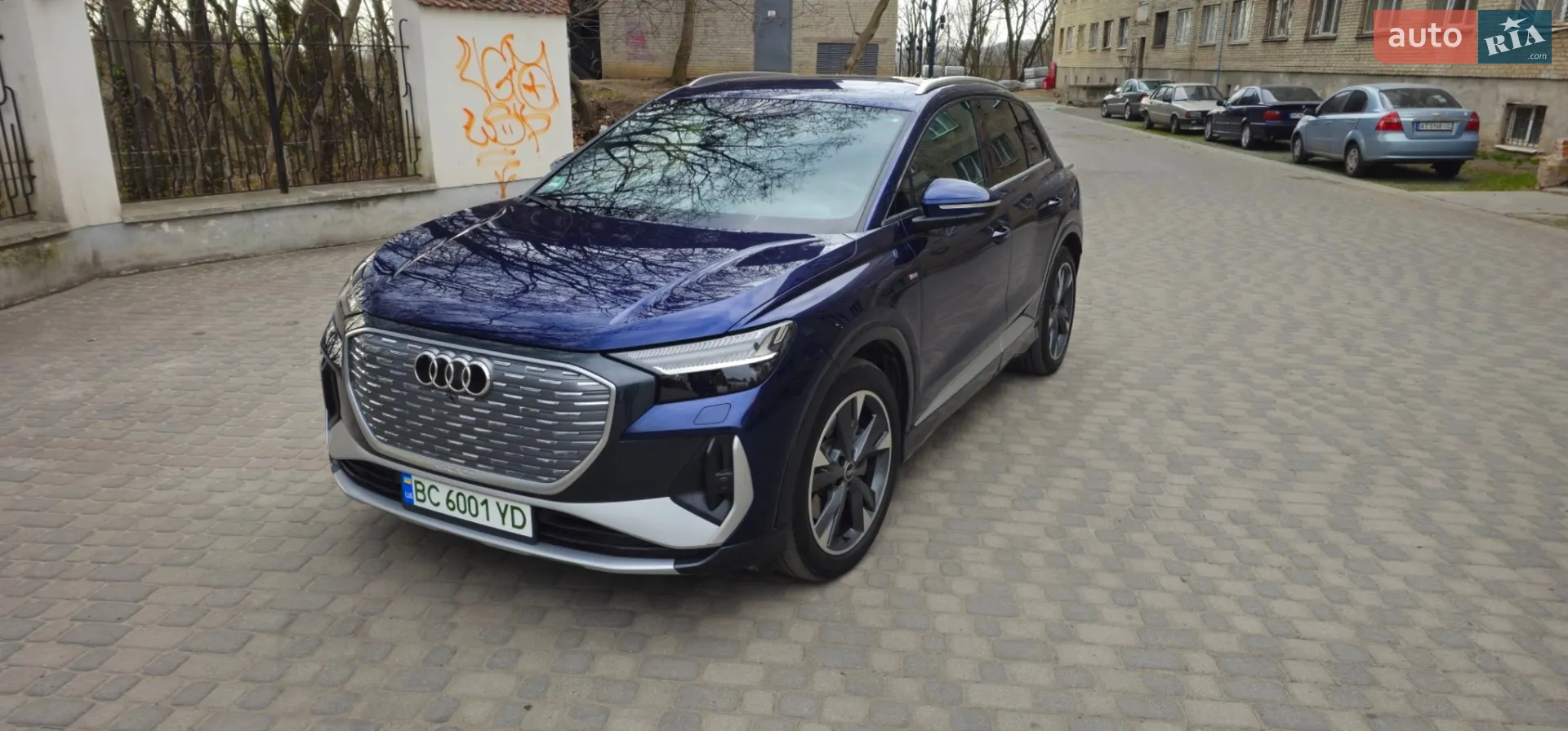 Audi Q4 e-tron 2022 VIN WAUZZZFZ7NP029255 фото оголошення 2 з 22