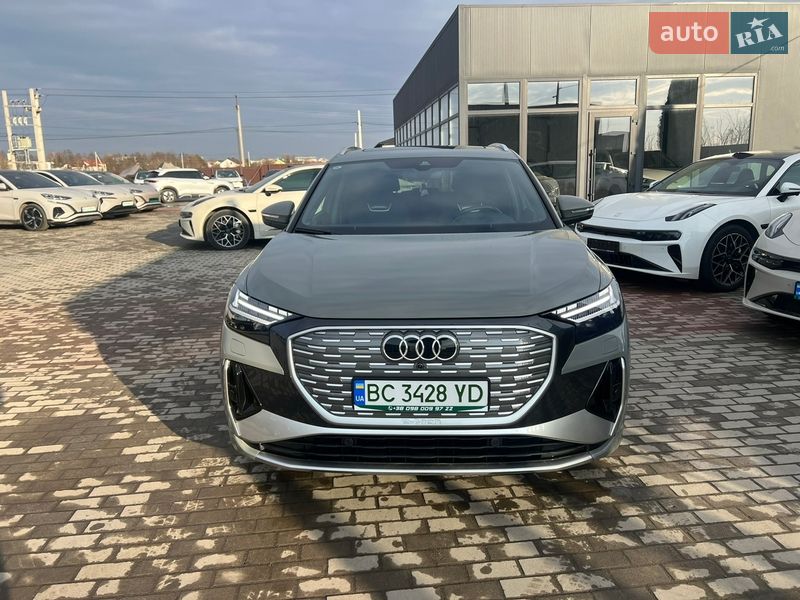 Audi Q4 e-tron 2023