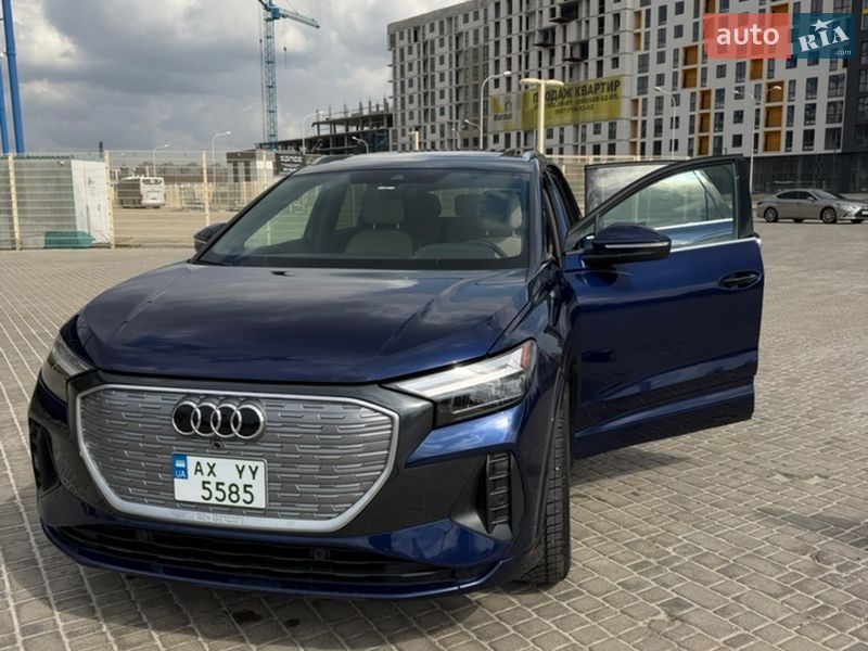 Audi Q4 e-tron 2023