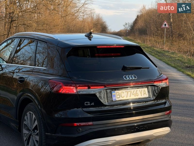 Позашляховик / Кросовер Audi Q4 e-tron 2022 в Дрогобичі