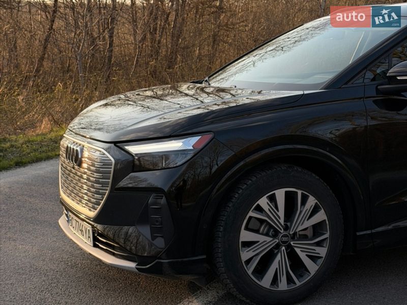 Позашляховик / Кросовер Audi Q4 e-tron 2022 в Дрогобичі