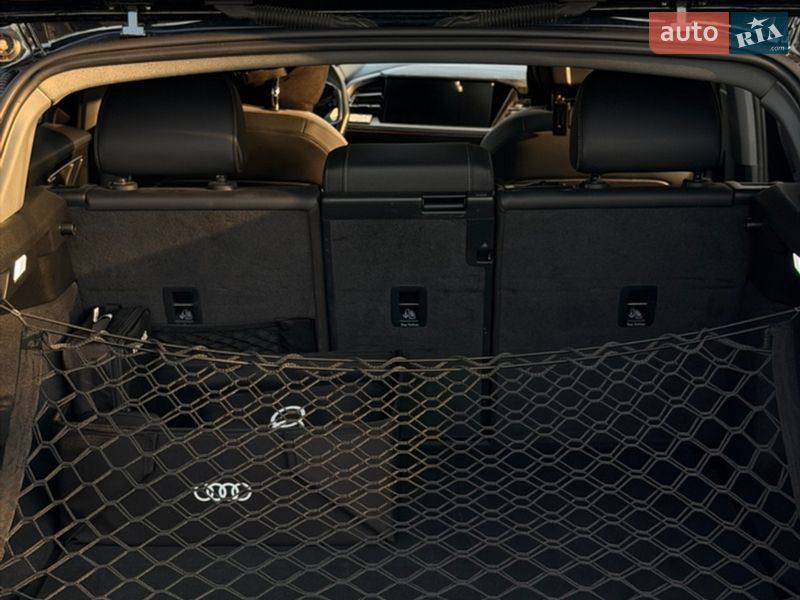 Позашляховик / Кросовер Audi Q4 e-tron 2022 в Дрогобичі