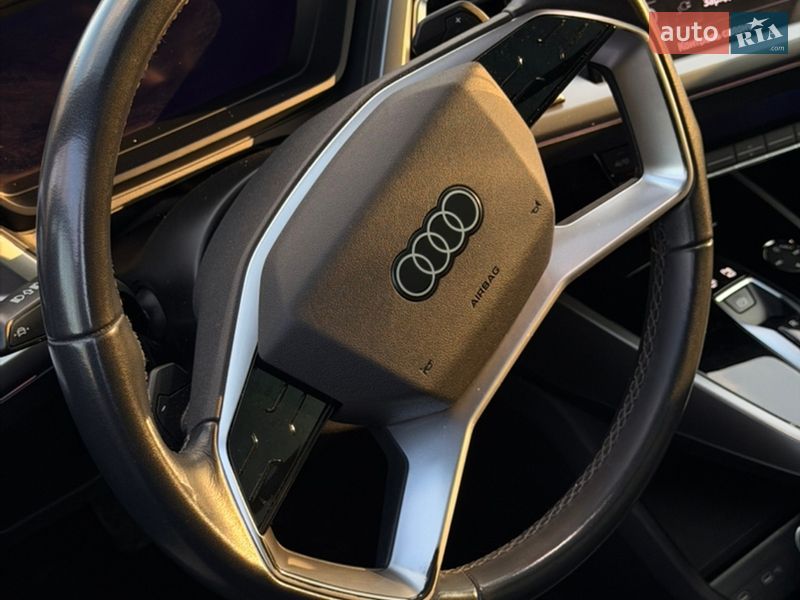 Позашляховик / Кросовер Audi Q4 e-tron 2022 в Дрогобичі