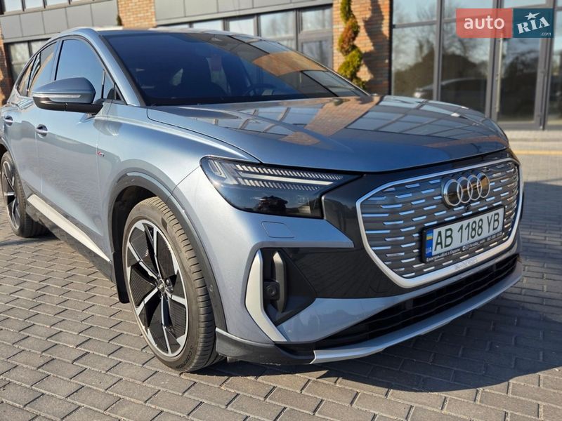 Позашляховик / Кросовер Audi Q4 e-tron 2022 в Вінниці