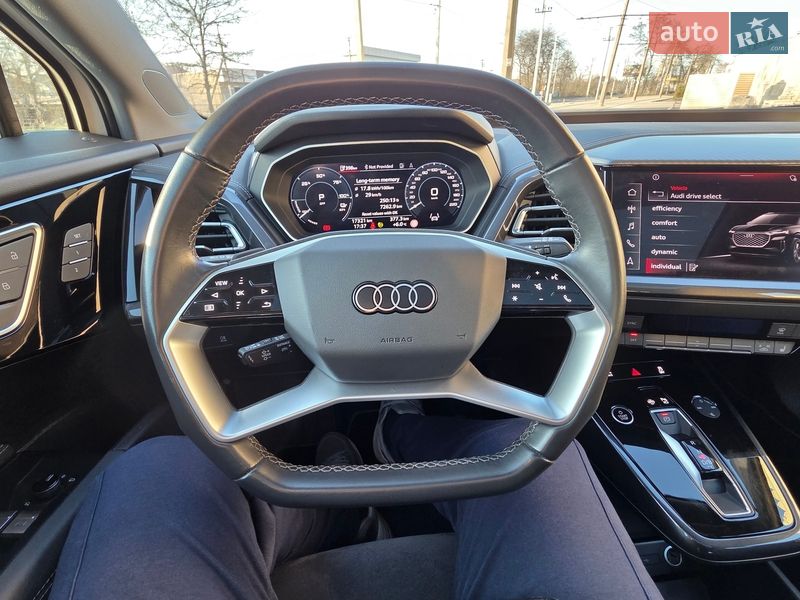 Позашляховик / Кросовер Audi Q4 e-tron 2023 в Одесі