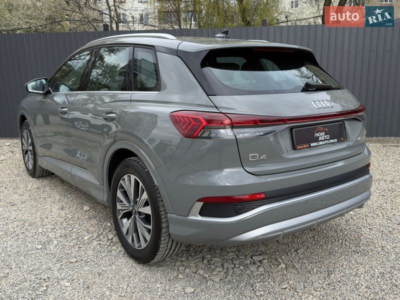 Внедорожник / Кроссовер Audi Q4 e-tron 2024 в Ивано-Франковске