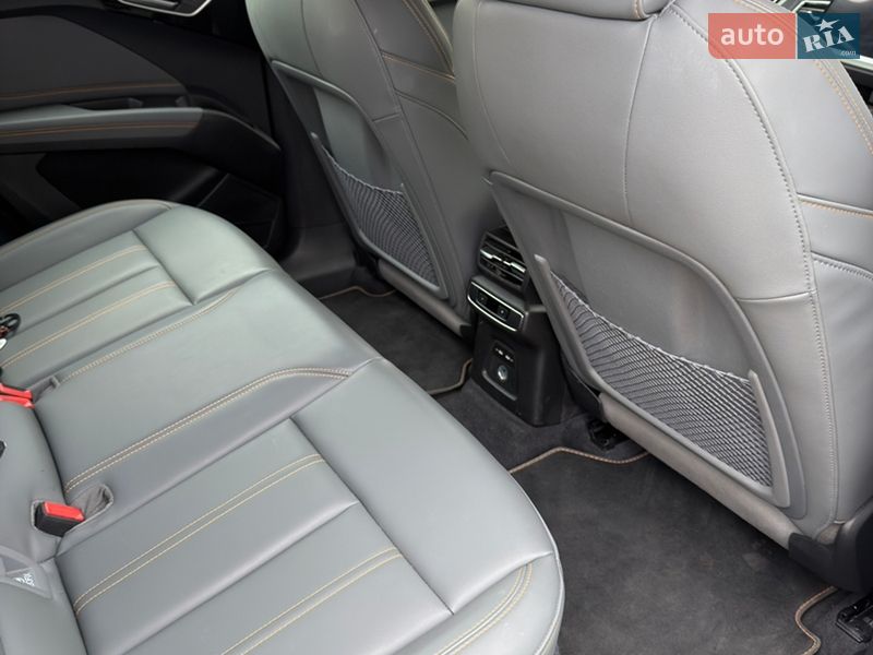 Внедорожник / Кроссовер Audi Q4 e-tron 2024 в Ивано-Франковске