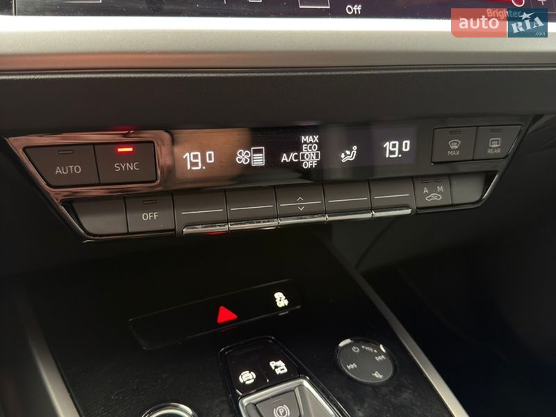 Внедорожник / Кроссовер Audi Q4 e-tron 2024 в Ивано-Франковске