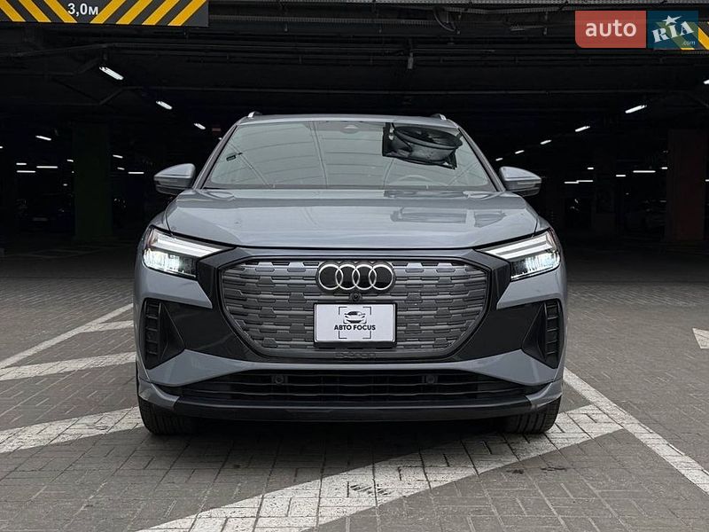 Позашляховик / Кросовер Audi Q4 e-tron 2023 в Києві