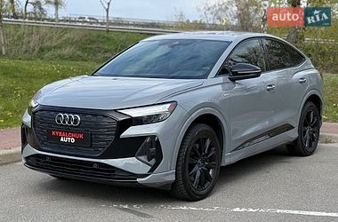 Внедорожник / Кроссовер Audi Q4 e-tron 2022 в Киеве
