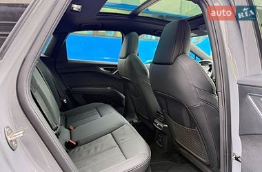 Внедорожник / Кроссовер Audi Q4 e-tron 2022 в Киеве