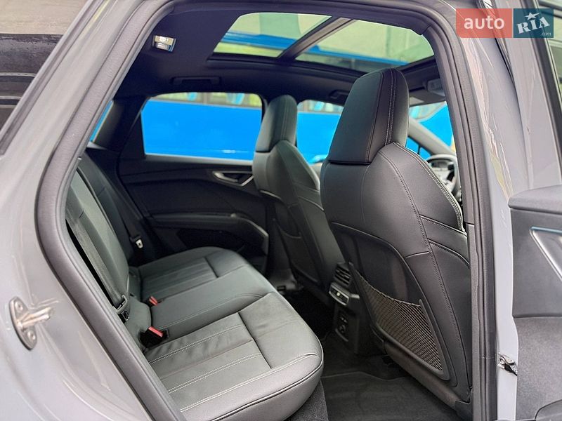 Внедорожник / Кроссовер Audi Q4 e-tron 2022 в Киеве