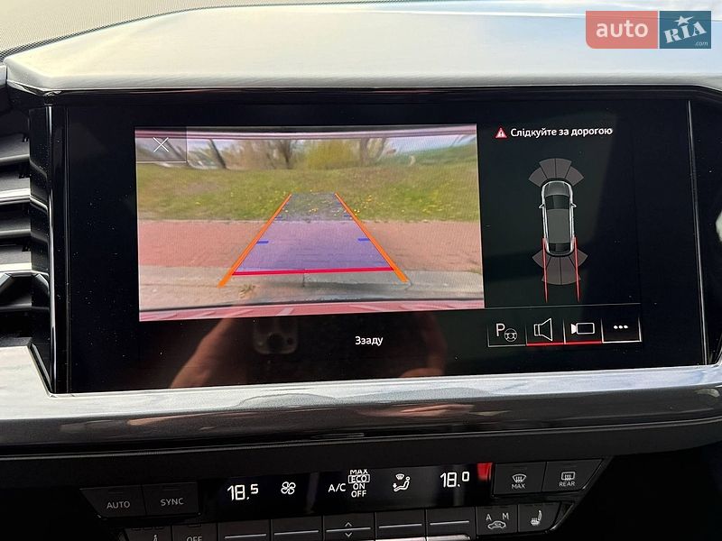 Внедорожник / Кроссовер Audi Q4 e-tron 2022 в Киеве