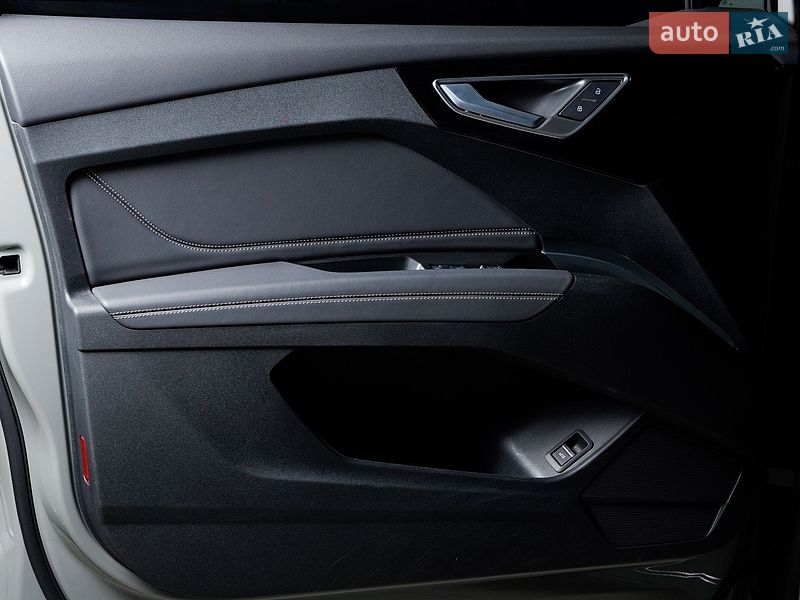 Внедорожник / Кроссовер Audi Q4 e-tron 2024 в Черновцах фото 39 Внедорожник / Кроссовер Audi Q4 e-tron 2024 в Черновцах