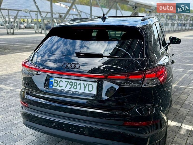 Внедорожник / Кроссовер Audi Q4 e-tron 2024 в Львове