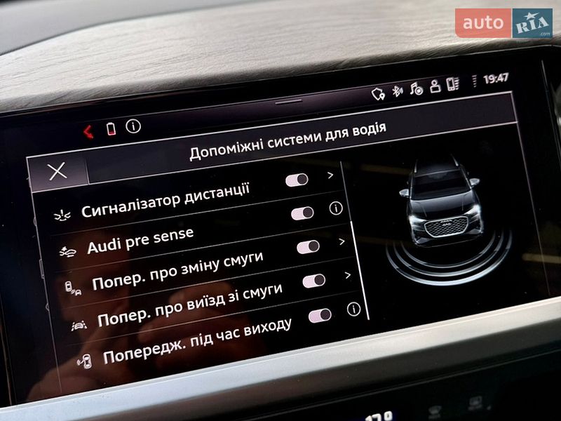 Внедорожник / Кроссовер Audi Q4 e-tron 2024 в Львове