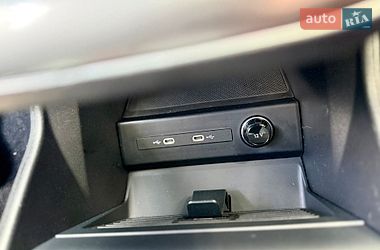 Внедорожник / Кроссовер Audi Q4 e-tron 2024 в Львове