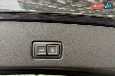 Внедорожник / Кроссовер Audi Q4 e-tron 2024 в Львове