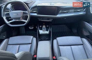 Внедорожник / Кроссовер Audi Q4 e-tron 2024 в Днепре