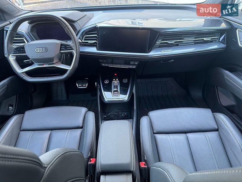 Внедорожник / Кроссовер Audi Q4 e-tron 2024 в Днепре