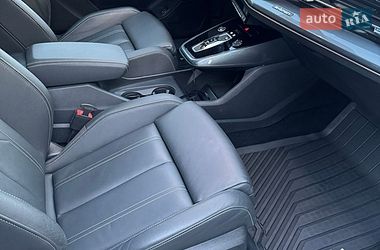 Внедорожник / Кроссовер Audi Q4 e-tron 2024 в Днепре