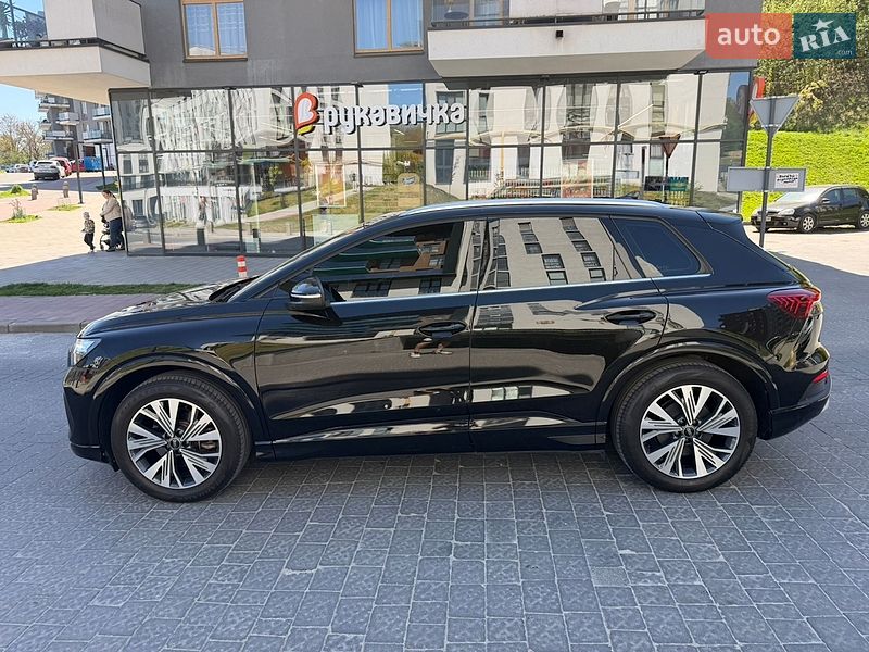 Внедорожник / Кроссовер Audi Q4 e-tron 2021 в Львове