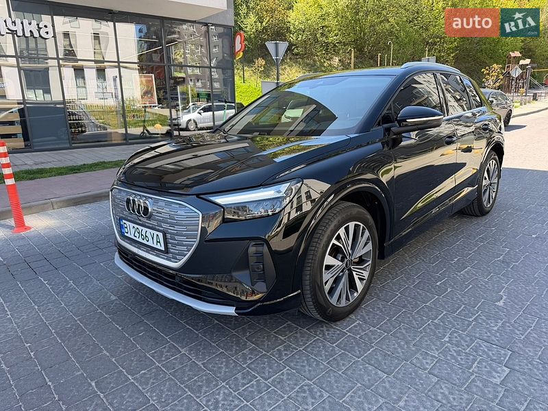 Внедорожник / Кроссовер Audi Q4 e-tron 2021 в Львове