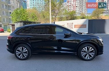 Внедорожник / Кроссовер Audi Q4 e-tron 2021 в Львове