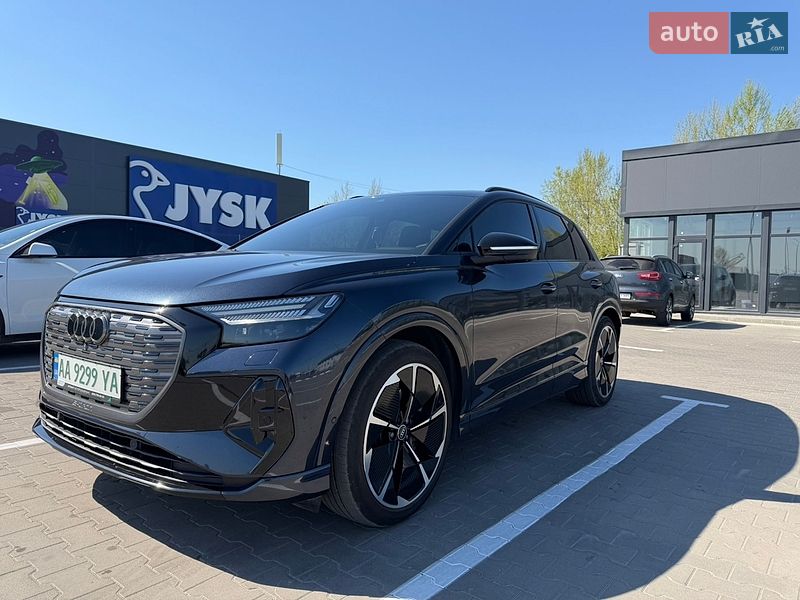 Внедорожник / Кроссовер Audi Q4 e-tron 2024 в Киеве
