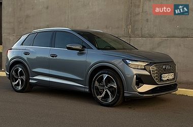 Внедорожник / Кроссовер Audi Q4 e-tron 2023 в Киеве