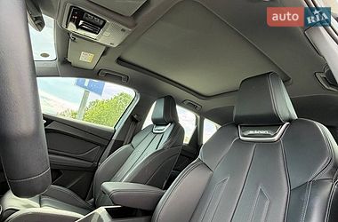 Внедорожник / Кроссовер Audi Q4 e-tron 2024 в Львове