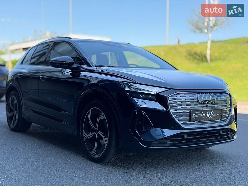 Внедорожник / Кроссовер Audi Q4 e-tron 2024 в Киеве