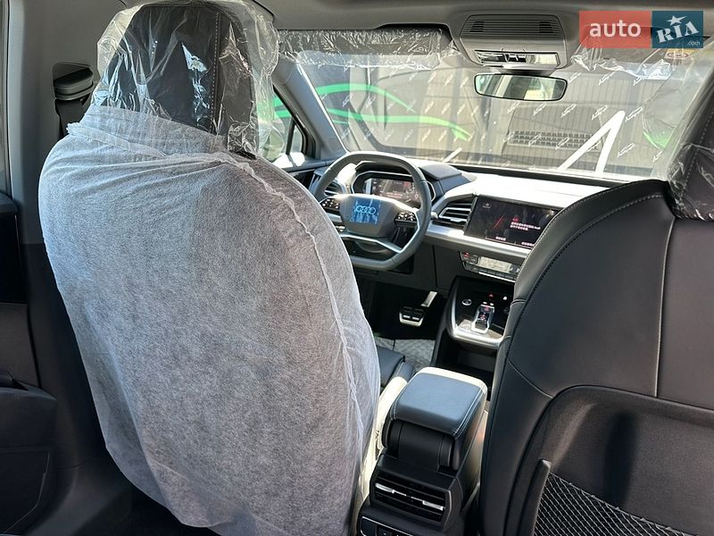 Внедорожник / Кроссовер Audi Q4 e-tron 2025 в Киеве фото 31 Внедорожник / Кроссовер Audi Q4 e-tron 2025 в Киеве