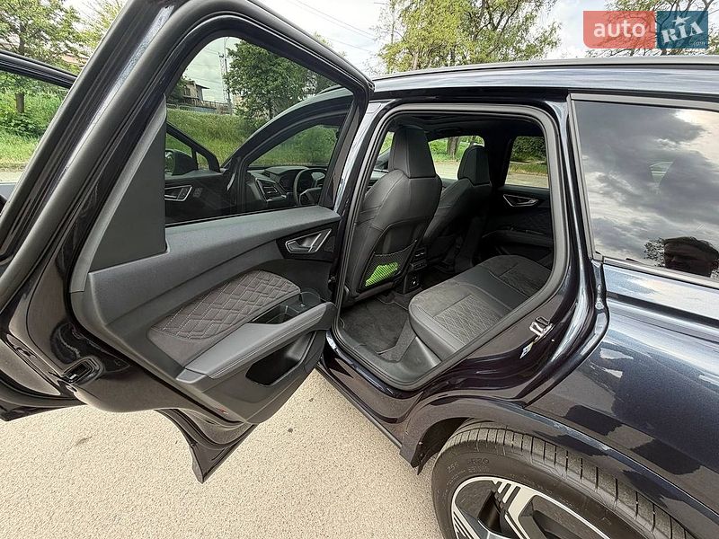 Внедорожник / Кроссовер Audi Q4 e-tron 2025 в Киеве