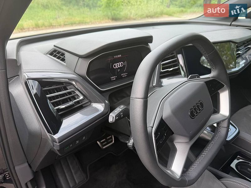 Внедорожник / Кроссовер Audi Q4 e-tron 2025 в Киеве