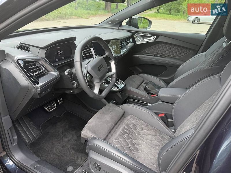 Внедорожник / Кроссовер Audi Q4 e-tron 2025 в Киеве