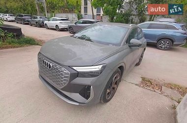 Внедорожник / Кроссовер Audi Q4 e-tron 2024 в Киеве