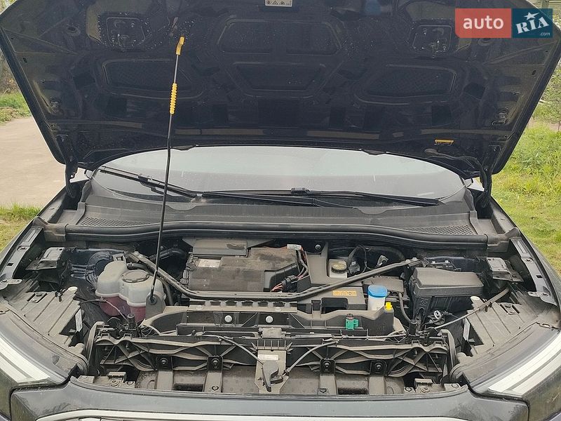 Внедорожник / Кроссовер Audi Q4 e-tron 2024 в Киеве