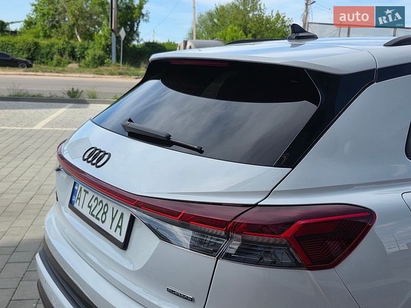 Внедорожник / Кроссовер Audi Q4 e-tron 2023 в Ивано-Франковске