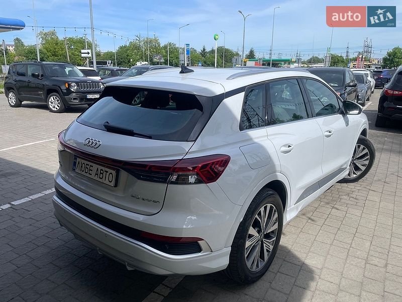 Внедорожник / Кроссовер Audi Q4 e-tron 2024 в Львове
