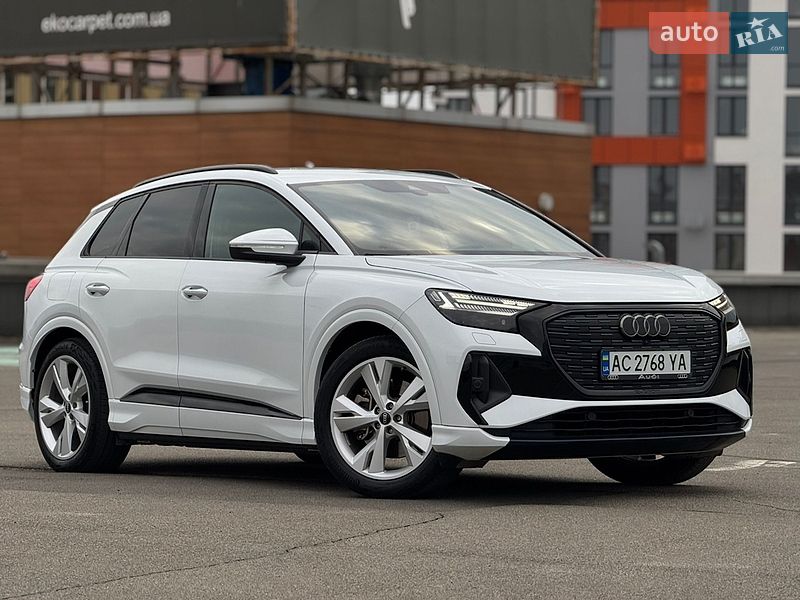 Внедорожник / Кроссовер Audi Q4 e-tron 2021 в Киеве