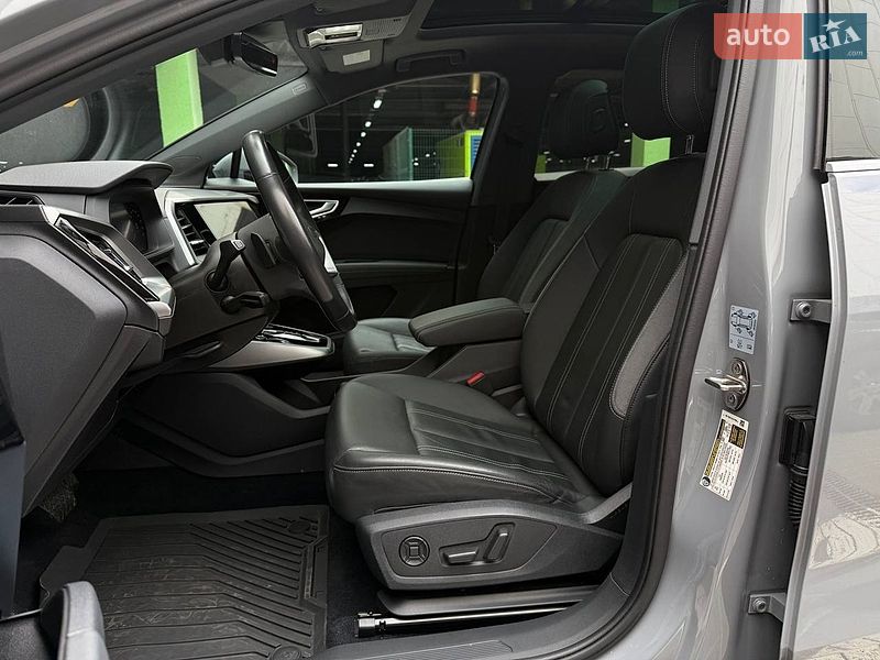Внедорожник / Кроссовер Audi Q4 e-tron 2023 в Киеве