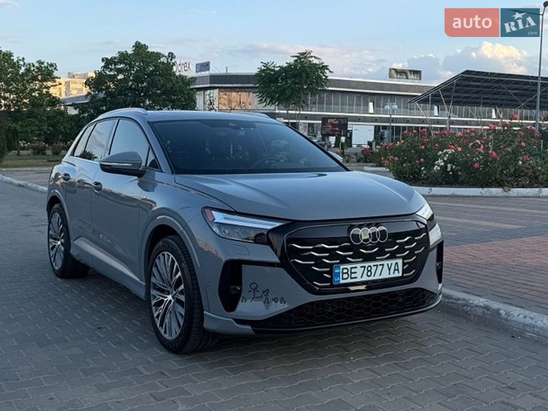Внедорожник / Кроссовер Audi Q4 e-tron 2024 в Николаеве