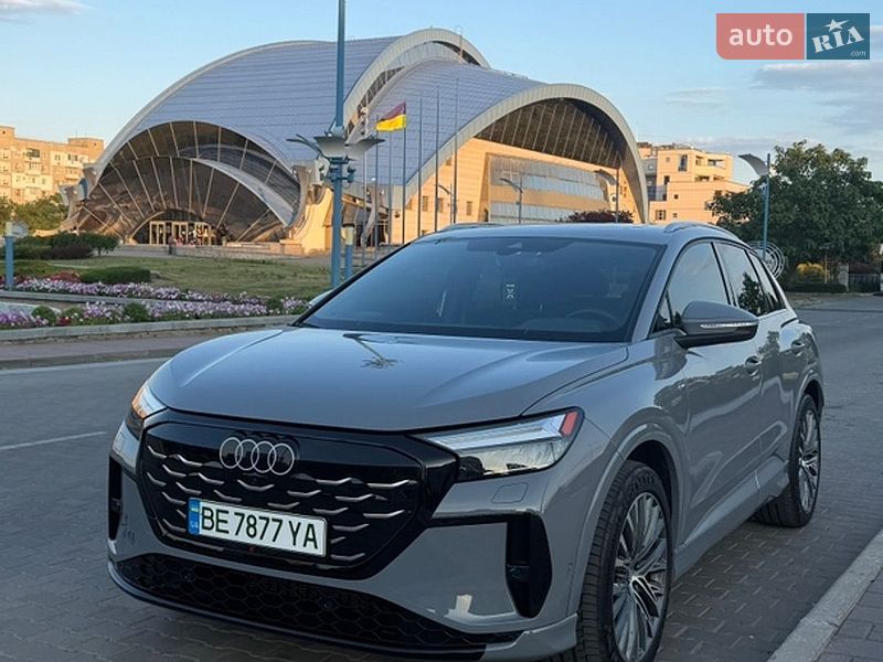 Внедорожник / Кроссовер Audi Q4 e-tron 2024 в Николаеве