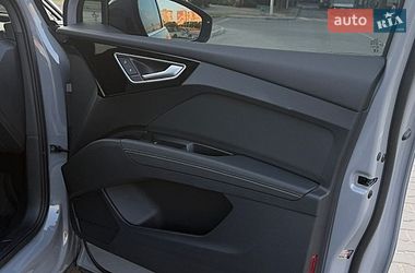 Внедорожник / Кроссовер Audi Q4 e-tron 2024 в Николаеве
