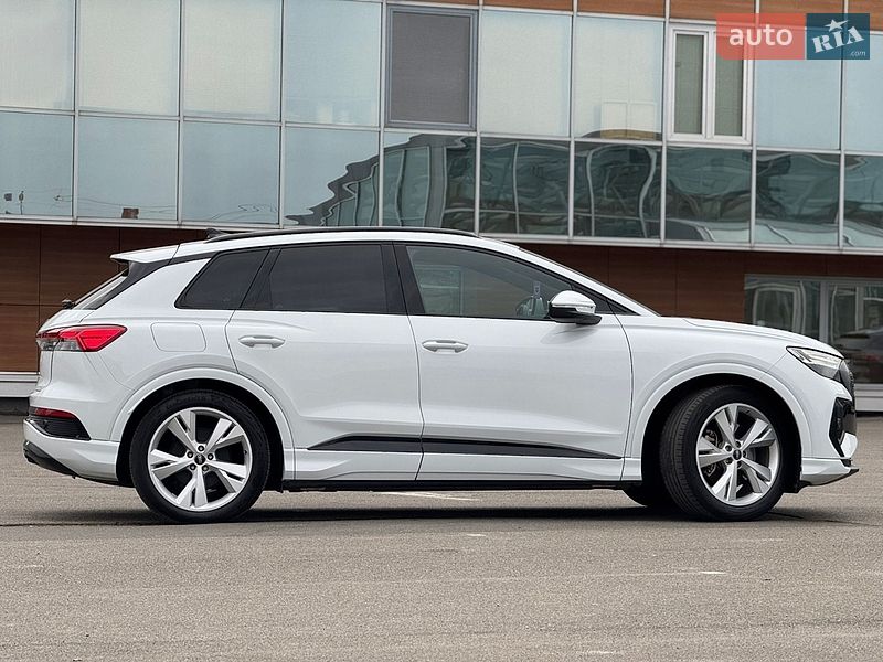 Внедорожник / Кроссовер Audi Q4 e-tron 2021 в Киеве