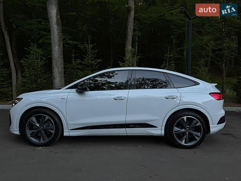Audi Q4 e-tron 2022